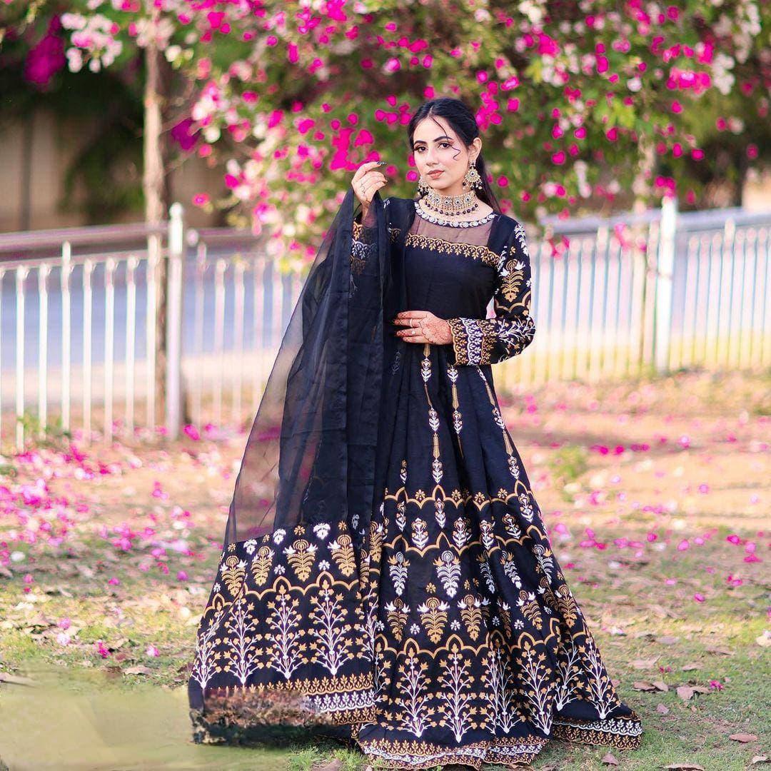 Elegant Teal Katan Silk Block Printed Maxi Suit – 3 Pcs Formal Wear Set