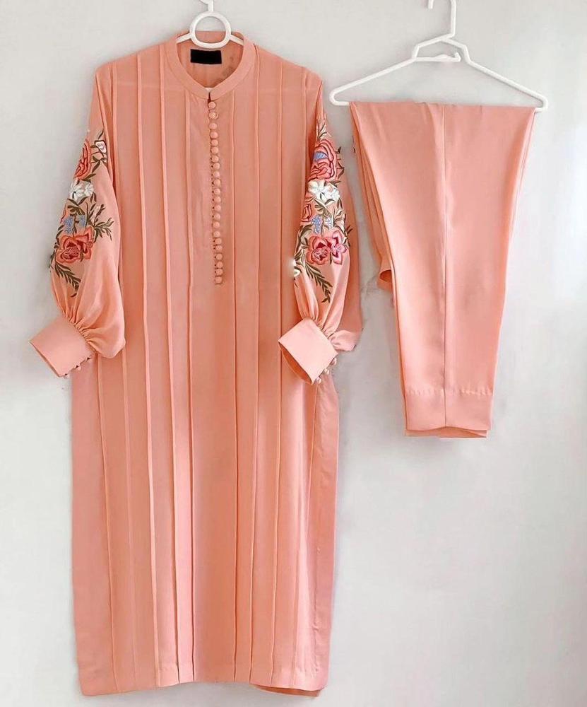 Women_sStitchedLinenEmbroideredSuit3